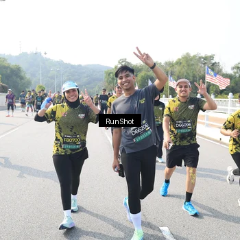 Runner Photo 6929910