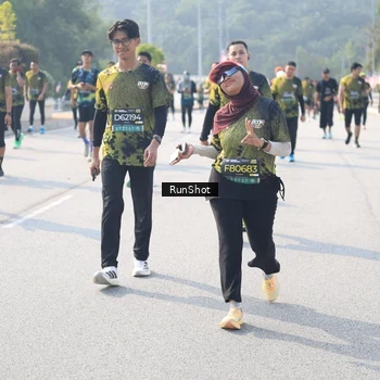Runner Photo 6929941