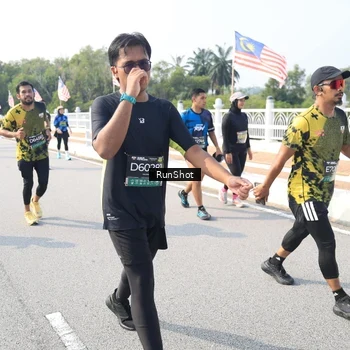 Runner Photo 6929957