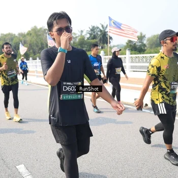 Runner Photo 6929962