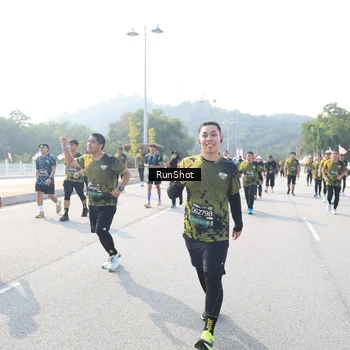 Runner Photo 6929971