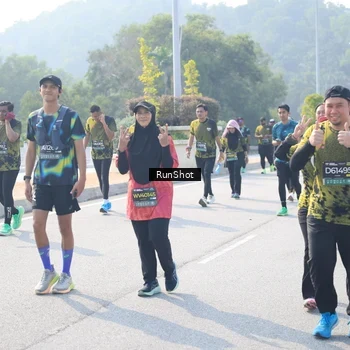 Runner Photo 6929991