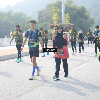 Runner Photo 6929995