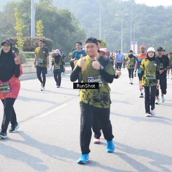 Runner Photo 6929996