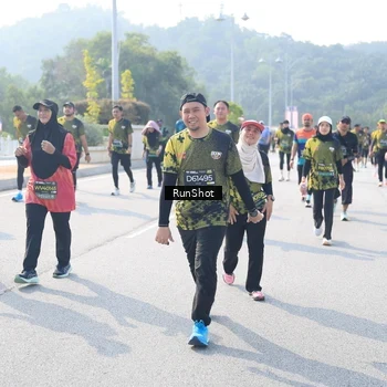 Runner Photo 6930000