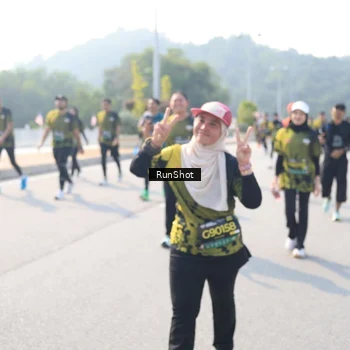 Runner Photo 6930014