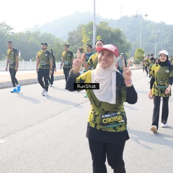 Runner Photo 6930019