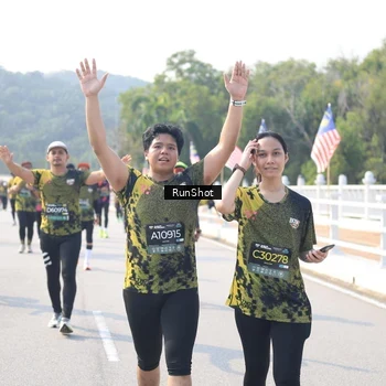 Runner Photo 6930043