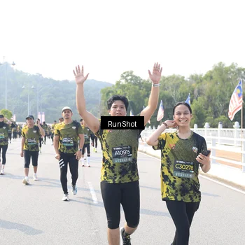 Runner Photo 6930045