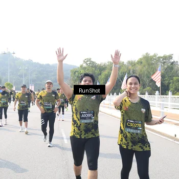 Runner Photo 6930049
