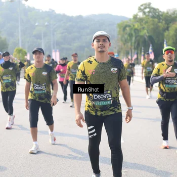 Runner Photo 6930062