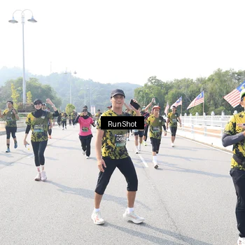 Runner Photo 6930081