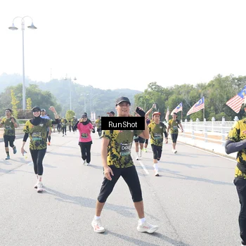 Runner Photo 6930082