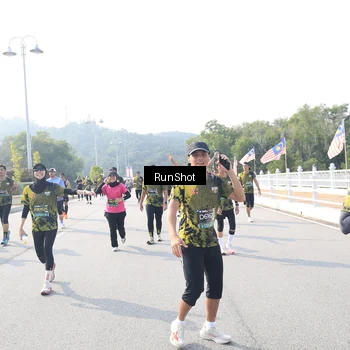 Runner Photo 6930083