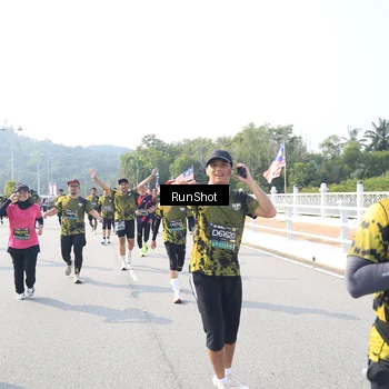 Runner Photo 6930093