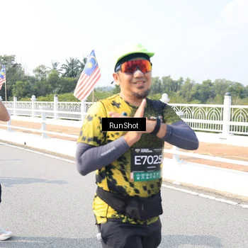 Runner Photo 6930095