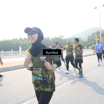 Runner Photo 6930109