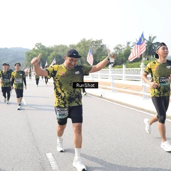 Runner Photo 6930145