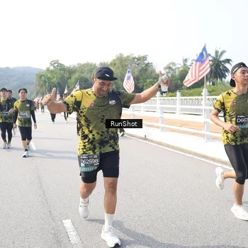 Runner Photo 6930153