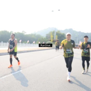 Runner Photo 6930162