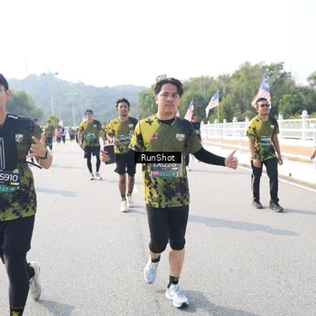 Runner Photo 6930173