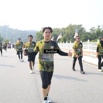 Runner Photo 6930177