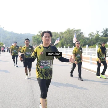 Runner Photo 6930179