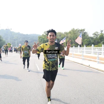 Runner Photo 6930184