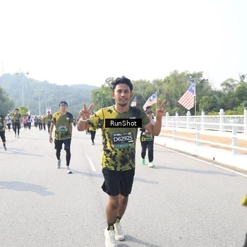 Runner Photo 6930185