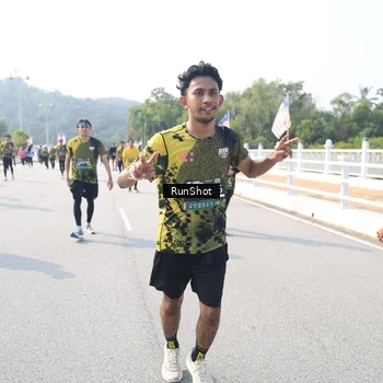 Runner Photo 6930190