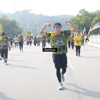Runner Photo 6930196