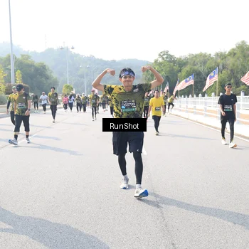 Runner Photo 6930201