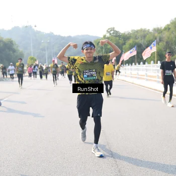 Runner Photo 6930207