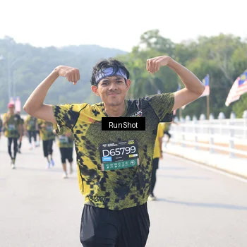 Runner Photo 6930212