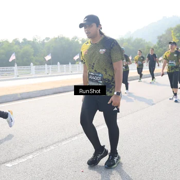Runner Photo 6930219