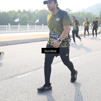 Runner Photo 6930220