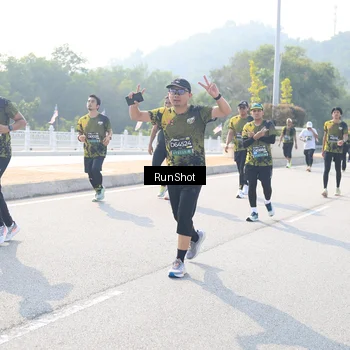 Runner Photo 6930229