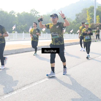 Runner Photo 6930230
