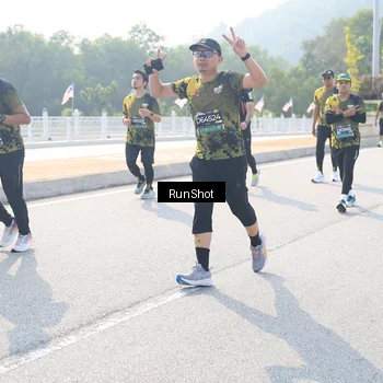 Runner Photo 6930231