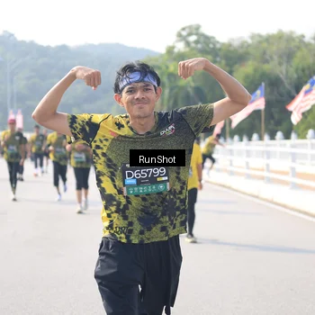 Runner Photo 6930233