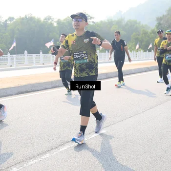 Runner Photo 6930235