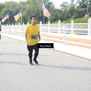 Runner Photo 6930241