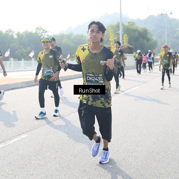 Runner Photo 6930250
