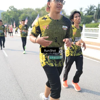Runner Photo 6930257
