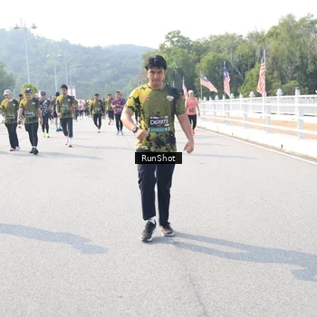Runner Photo 6930289