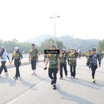 Runner Photo 6930296