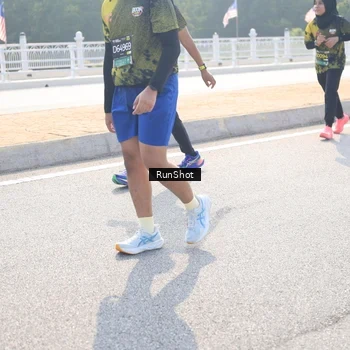 Runner Photo 6930348