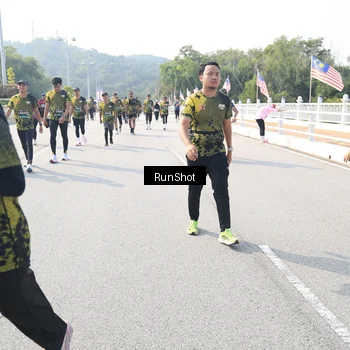 Runner Photo 6930383