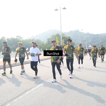 Runner Photo 6930398