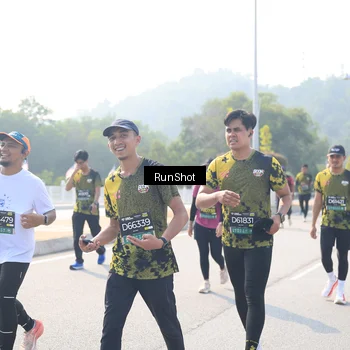 Runner Photo 6930403